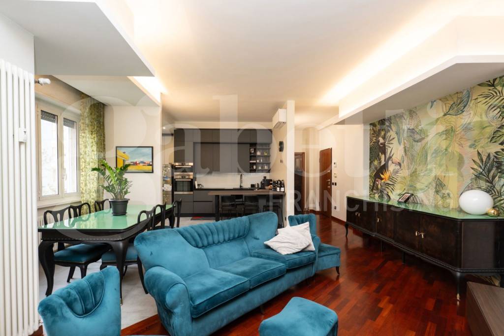 appartamento in vendita a Milano in zona Città Studi