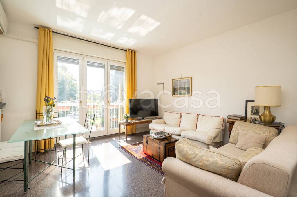 appartamento in vendita a Milano in zona Bande Nere