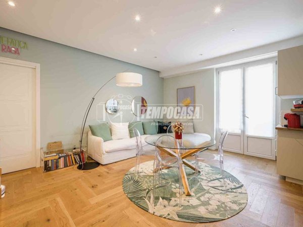appartamento in vendita a Milano in zona Ponte Seveso