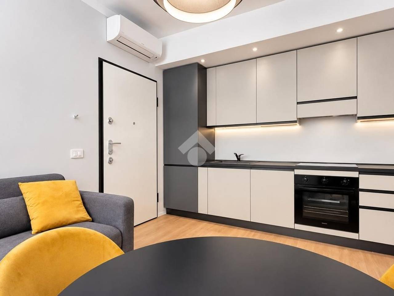 appartamento in vendita a Milano in zona Città Studi