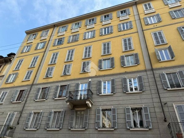 appartamento in vendita a Milano in zona Porta Monforte