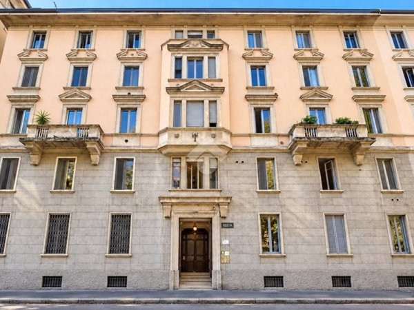 appartamento in vendita a Milano in zona Piazzale Lodi