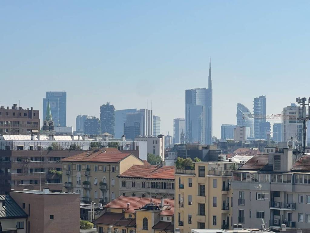 appartamento in vendita a Milano in zona Il Portello