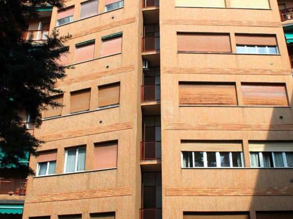 appartamento in vendita a Milano in zona Crescenzago