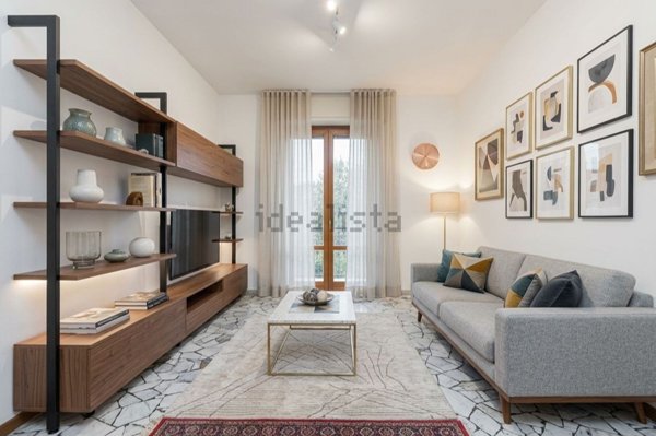 appartamento in vendita a Milano in zona Isola