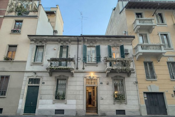 casa indipendente in vendita a Milano in zona Città Studi