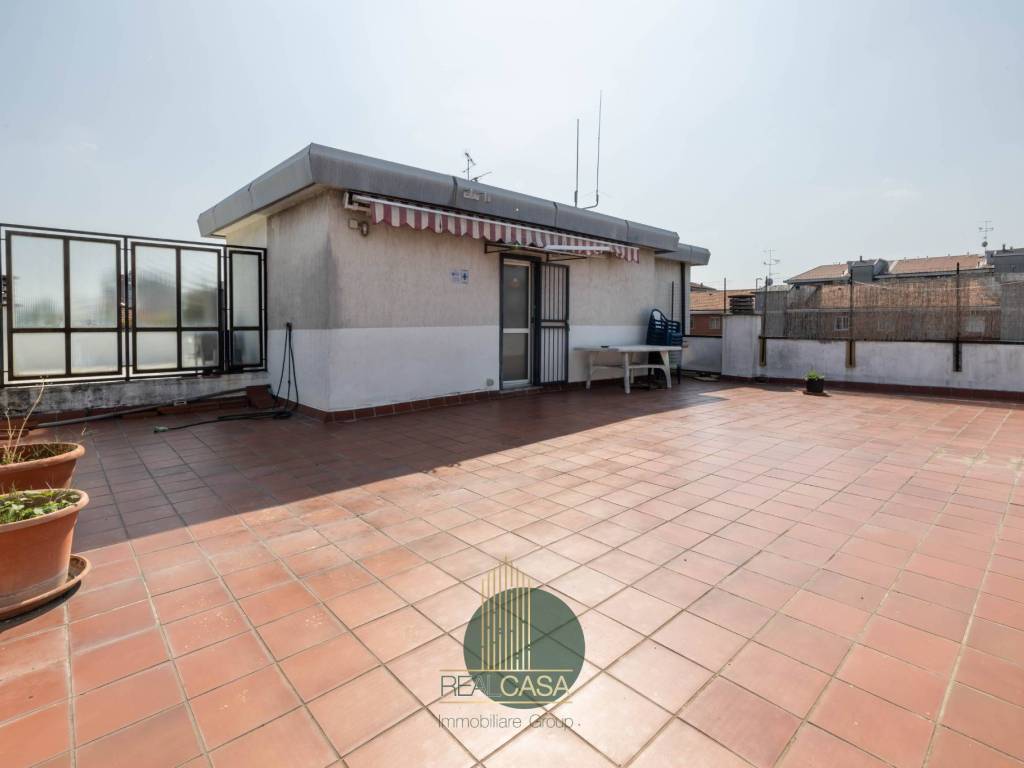 appartamento in vendita a Milano in zona Corvetto