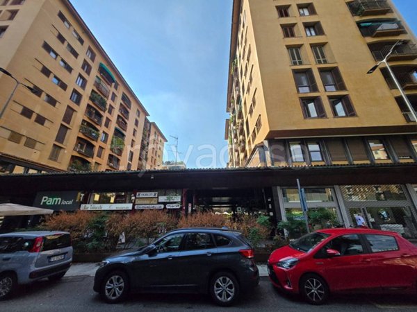 ufficio in vendita a Milano in zona De Angeli