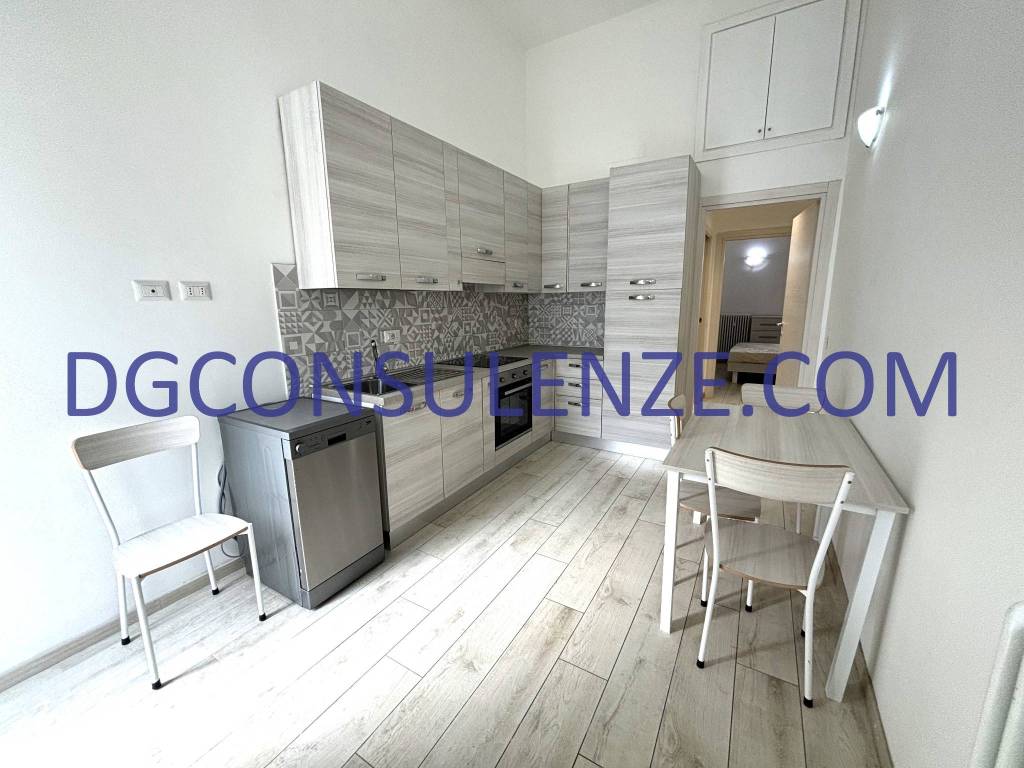 appartamento in vendita a Milano in zona Rogoredo
