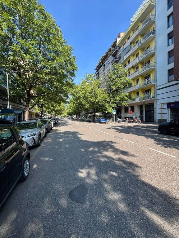 appartamento in vendita a Milano in zona Sempione