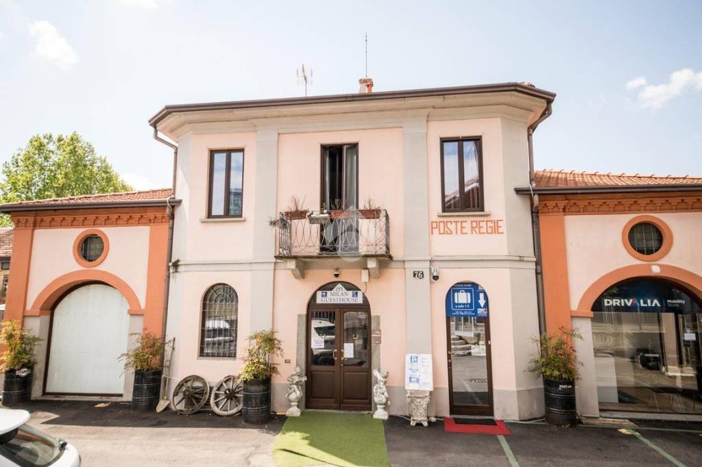 casa indipendente in vendita a Milano in zona Rogoredo