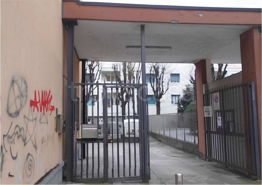 appartamento in vendita a Milano in zona Città Studi