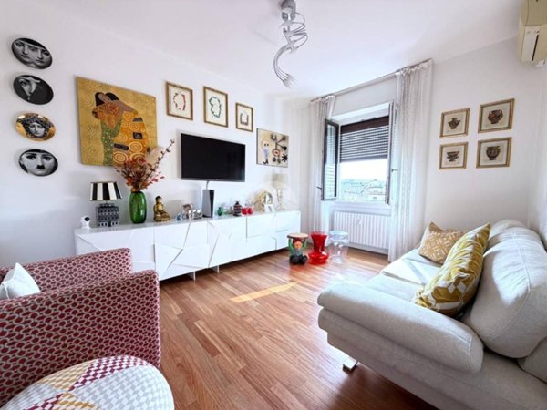 appartamento in vendita a Milano in zona Corvetto
