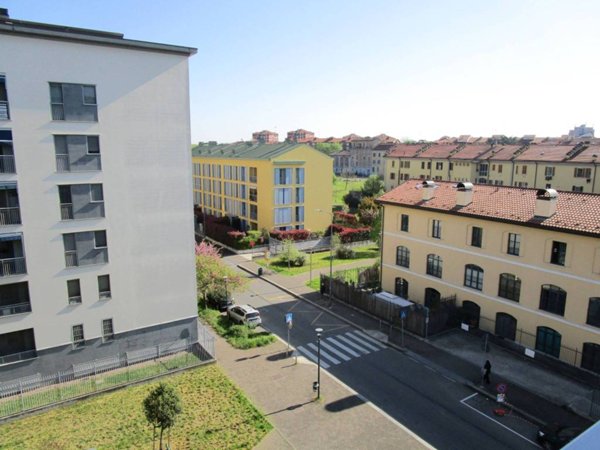 appartamento in vendita a Milano in zona Famagosta