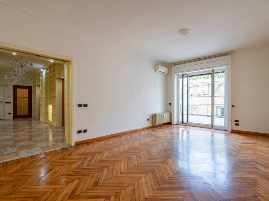 appartamento in vendita a Milano in zona Centro Direzionale