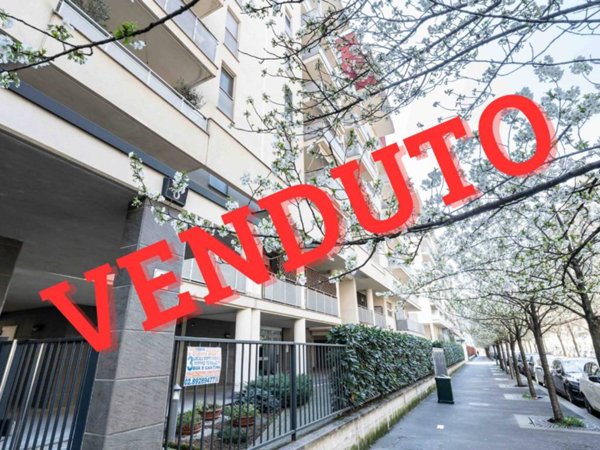 appartamento in vendita a Milano in zona Rogoredo