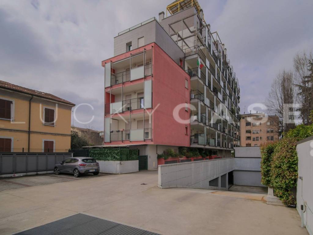 appartamento in vendita a Milano in zona Affori
