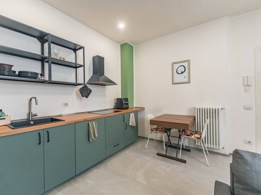 appartamento in vendita a Milano in zona Affori