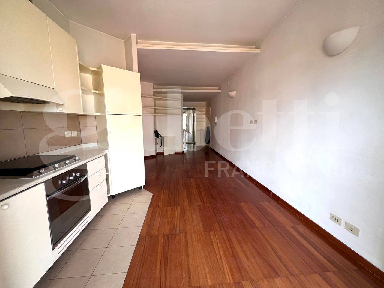 appartamento in vendita a Milano in zona Città Studi