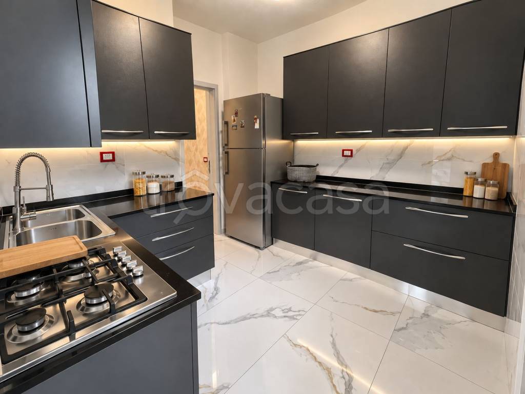 appartamento in vendita a Milano in zona San Cristoforo