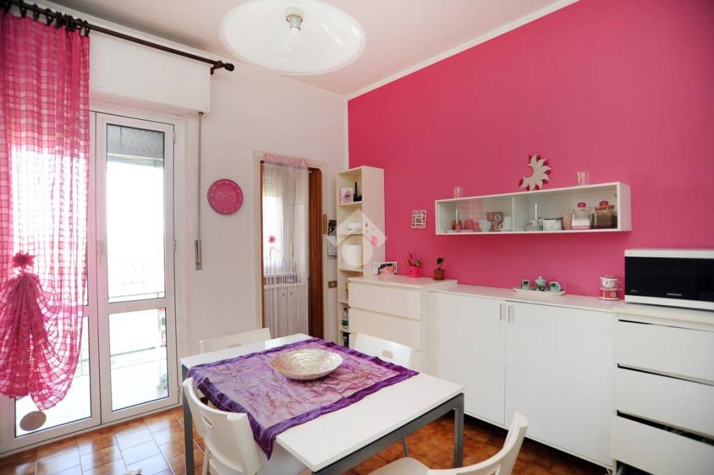 appartamento in vendita a Milano in zona Niguarda