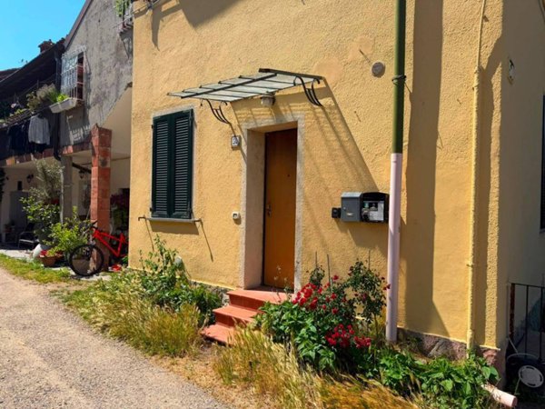 appartamento in vendita a Milano in zona Ronchetto delle Rane