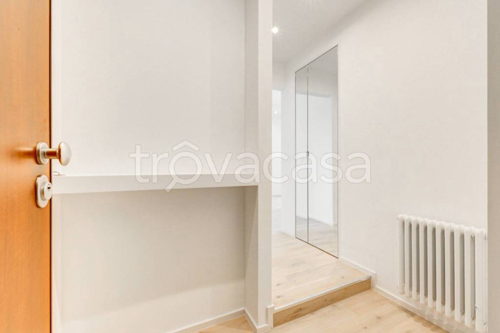 appartamento in vendita a Milano in zona Bande Nere