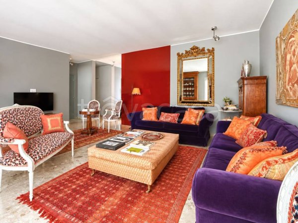 casa indipendente in vendita a Milano in zona Porta Romana