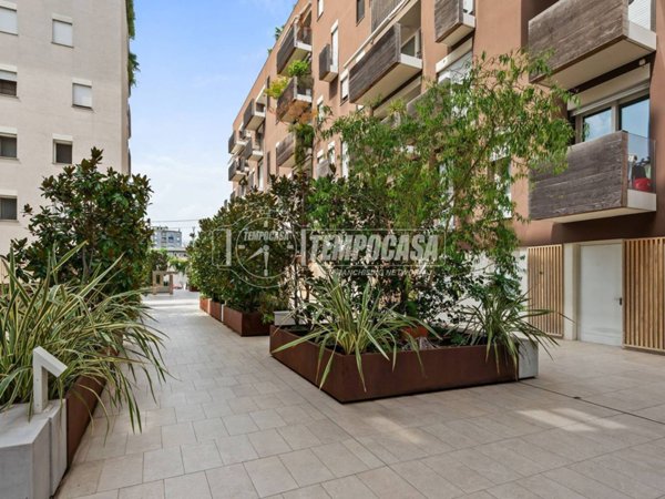 appartamento in vendita a Milano in zona Ortica