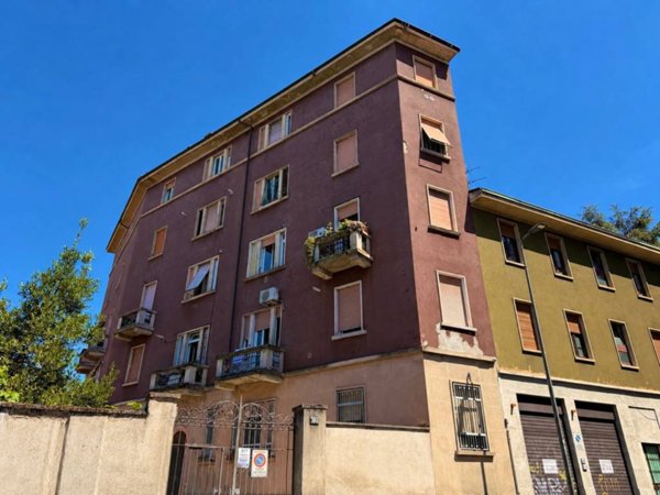 appartamento in vendita a Milano in zona Loreto