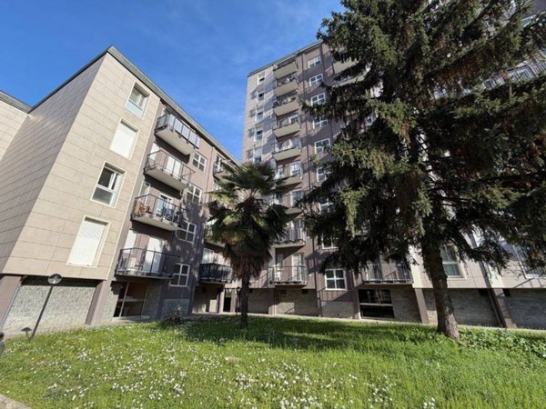 appartamento in vendita a Milano in zona Rogoredo