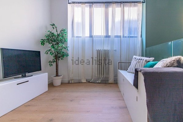 appartamento in vendita a Milano in zona Cinque Giornate
