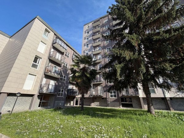 appartamento in vendita a Milano in zona Rogoredo
