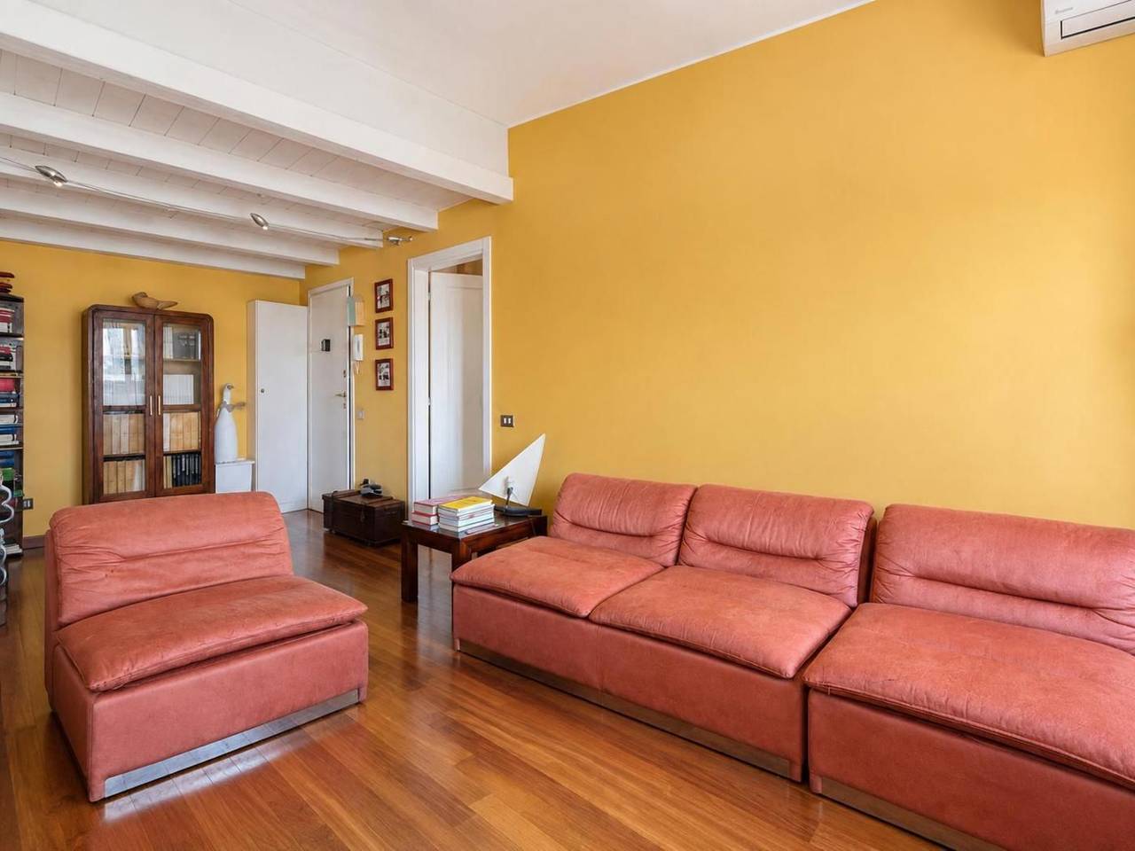 appartamento in vendita a Milano in zona Solari
