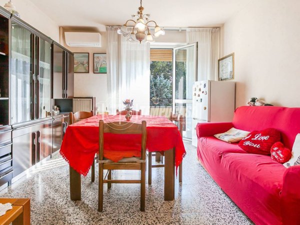 appartamento in vendita a Milano in zona Segnano