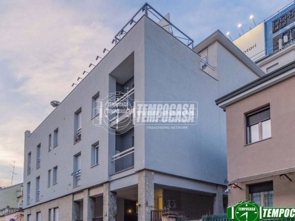 appartamento in vendita a Milano in zona Quarto Oggiaro