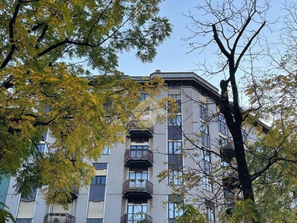 appartamento in vendita a Milano in zona Città Studi