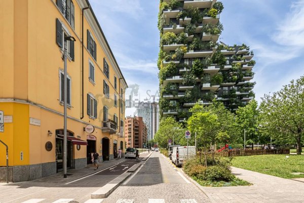 appartamento in vendita a Milano in zona Isola