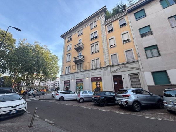 appartamento in vendita a Milano in zona Villapizzone