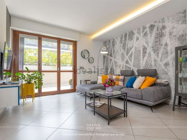 appartamento in vendita a Milano in zona Gorla