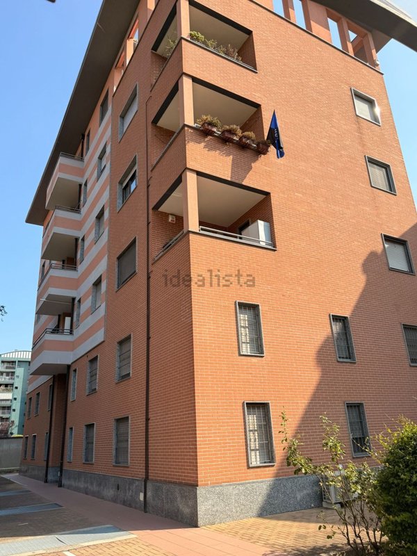 appartamento in vendita a Milano in zona Affori