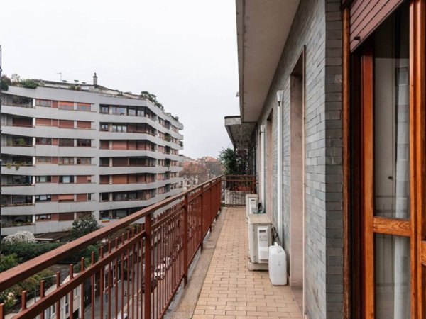 appartamento in vendita a Milano in zona Città Studi