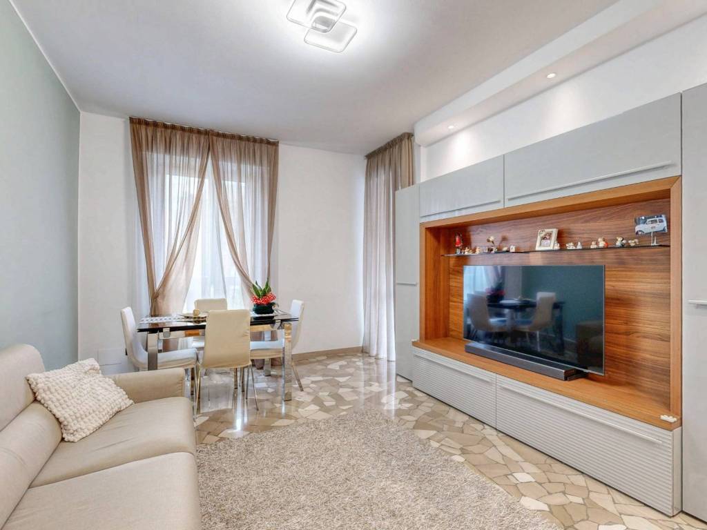 appartamento in vendita a Milano in zona Affori