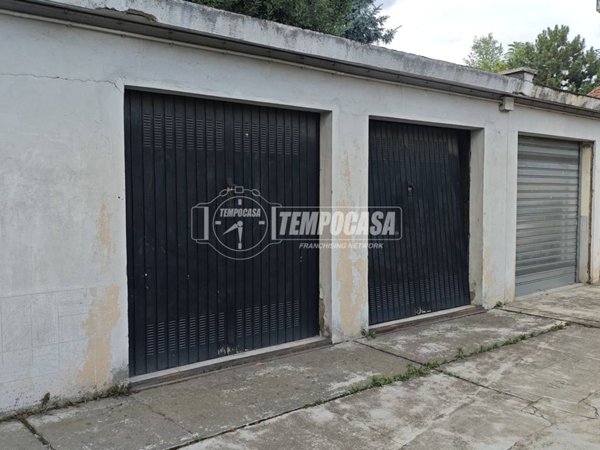 box auto in vendita a Milano in zona Quarto Oggiaro