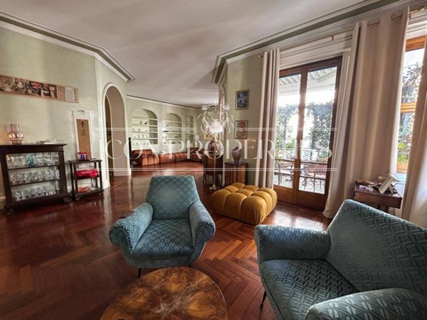 appartamento in vendita a Milano in zona Centro Direzionale