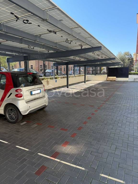 box auto in vendita a Milano in zona Ronchetto sul Naviglio