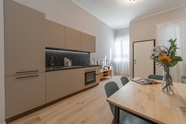appartamento in vendita a Milano in zona Gorla