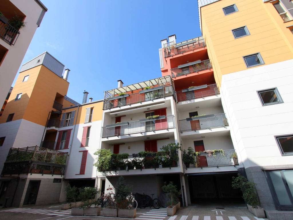 appartamento in vendita a Milano in zona Greco