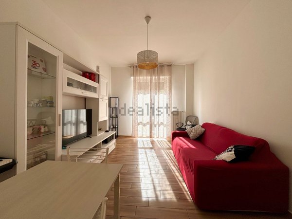 appartamento in vendita a Milano in zona Famagosta