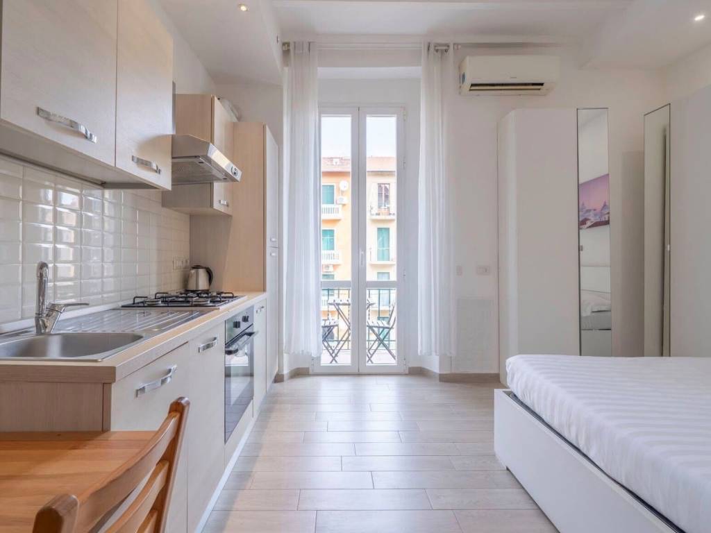 appartamento in vendita a Milano in zona Città Studi